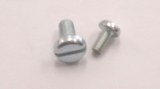 Flachkopfschraube M6